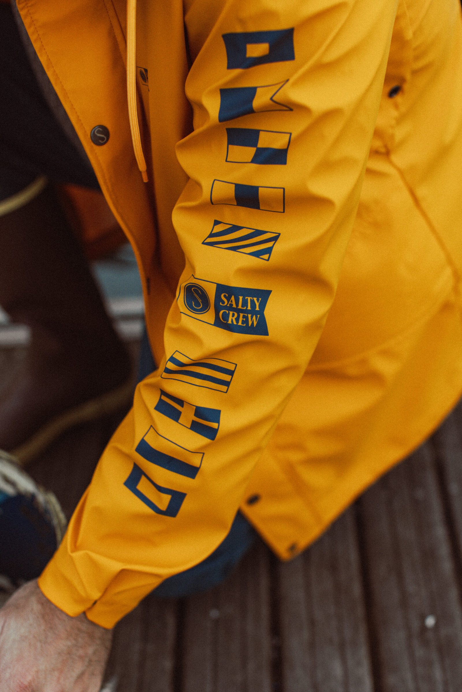 SEAL RAINCOAT - Image 5